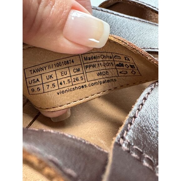 New! Vionic Hoola Tawny T-strap Wedge Platform Sandal, 9.5 wide, brown leather - Picture 7 of 15